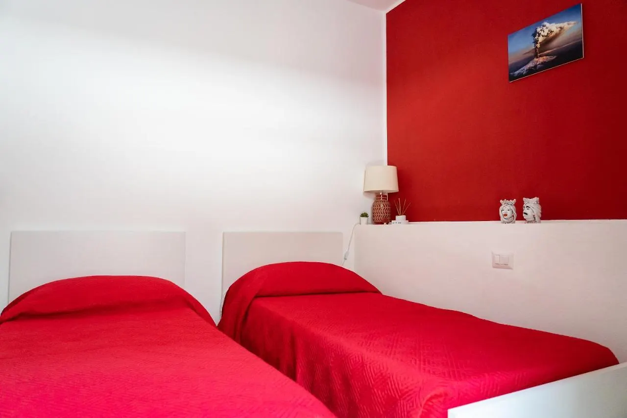 Portosalvo Rooms Santa Teresa Di Riva Bed & Breakfast