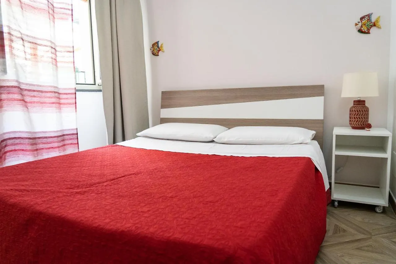 Portosalvo Rooms Santa Teresa Di Riva Bed & Breakfast